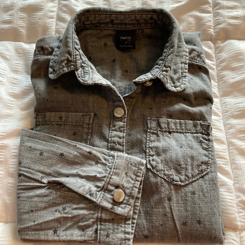 Denim shirt with stars